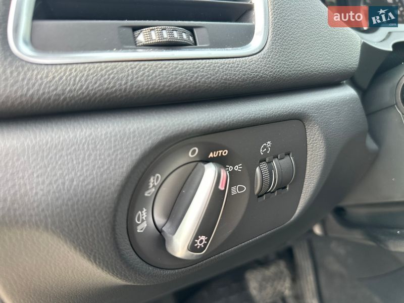 Позашляховик / Кросовер Audi Q3 2014 в Львові