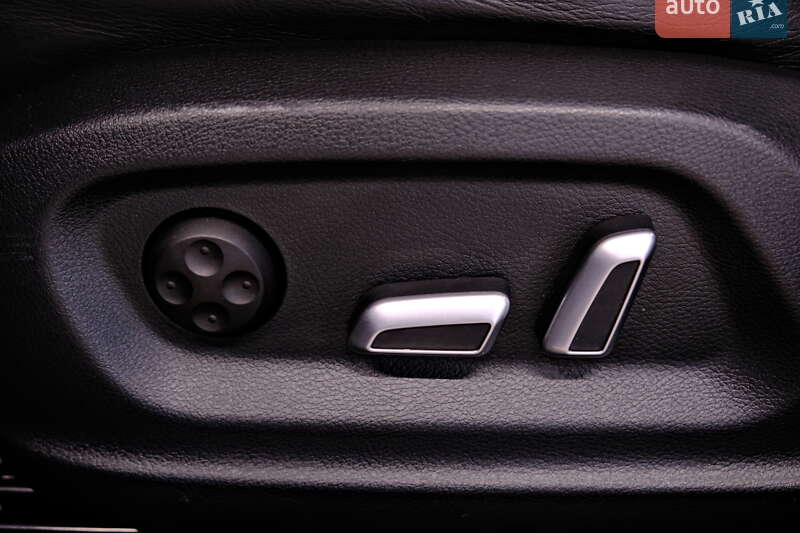 Позашляховик / Кросовер Audi Q3 2018 в Одесі