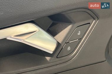 Внедорожник / Кроссовер Audi Q3 2022 в Одессе