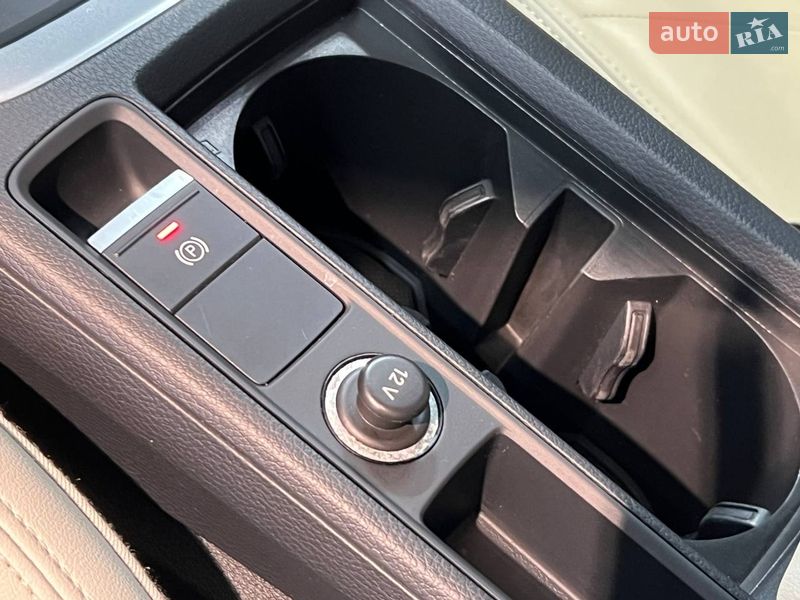 Внедорожник / Кроссовер Audi Q3 2022 в Одессе