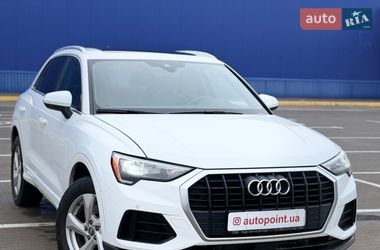 Внедорожник / Кроссовер Audi Q3 2019 в Сумах