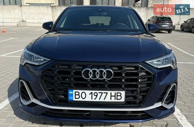 Внедорожник / Кроссовер Audi Q3 2020 в Тернополе