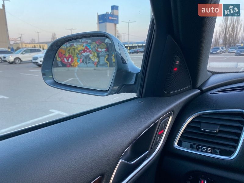Позашляховик / Кросовер Audi Q3 2016 в Києві