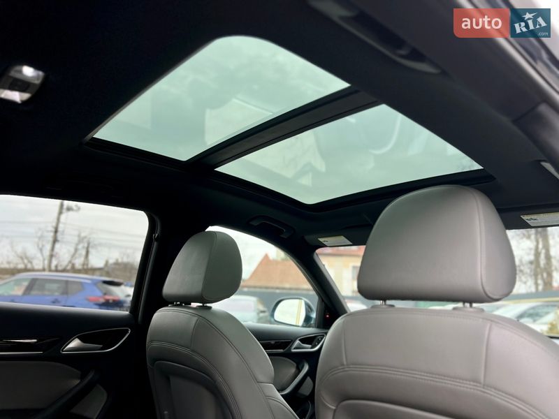 Внедорожник / Кроссовер Audi Q3 2017 в Одессе