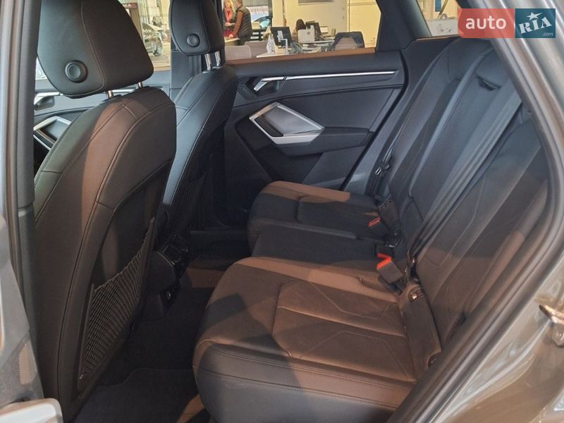 Внедорожник / Кроссовер Audi Q3 2024 в Львове фото 18 Внедорожник / Кроссовер Audi Q3 2024 в Львове