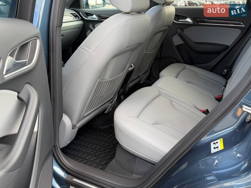 Внедорожник / Кроссовер Audi Q3 2018 в Киеве