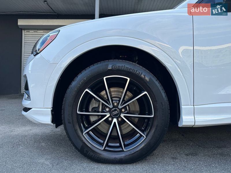 Внедорожник / Кроссовер Audi Q3 2019 в Киеве фото 24 Внедорожник / Кроссовер Audi Q3 2019 в Киеве