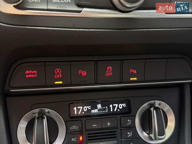 Позашляховик / Кросовер Audi Q3 2012 в Золочеві фото 42 Позашляховик / Кросовер Audi Q3 2012 в Золочеві