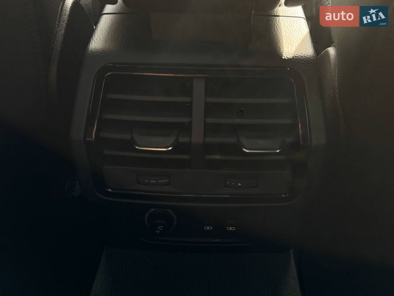Внедорожник / Кроссовер Audi Q3 2020 в Кривом Роге фото 32 Внедорожник / Кроссовер Audi Q3 2020 в Кривом Роге