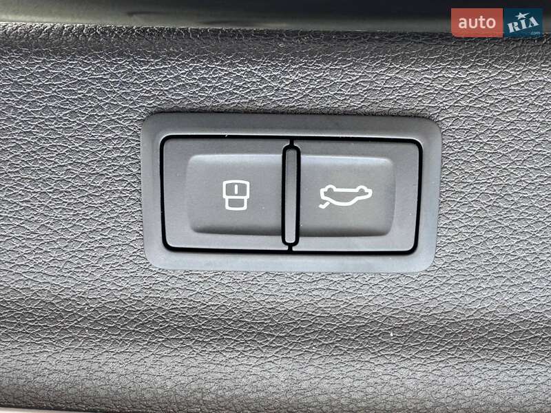 Внедорожник / Кроссовер Audi Q3 2020 в Кривом Роге фото 56 Внедорожник / Кроссовер Audi Q3 2020 в Кривом Роге