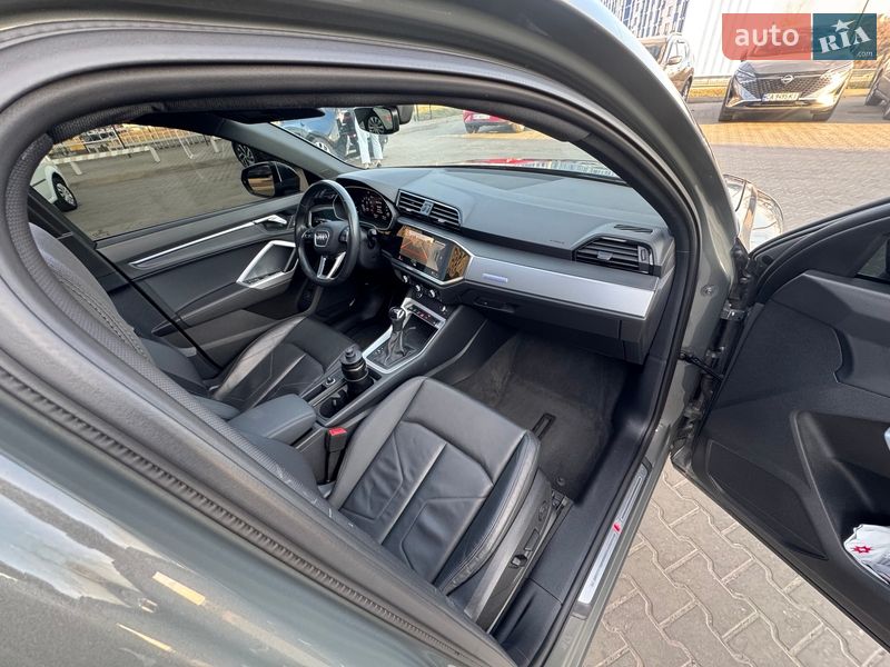 Внедорожник / Кроссовер Audi Q3 2023 в Киеве фото 17 Внедорожник / Кроссовер Audi Q3 2023 в Киеве