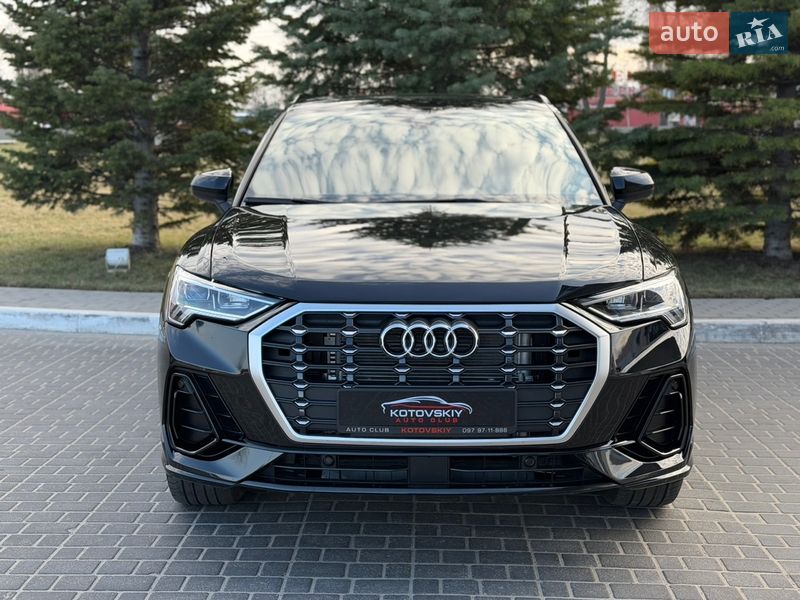 Позашляховик / Кросовер Audi Q3 2023 в Одесі