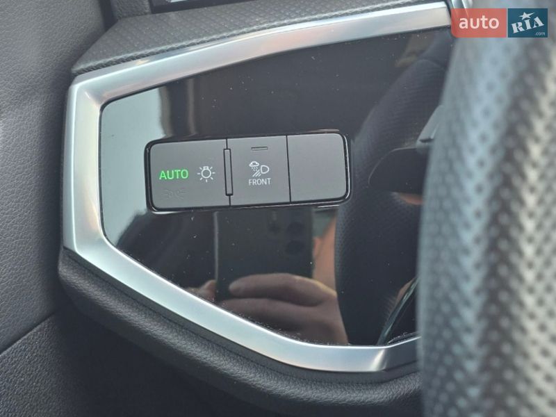 Позашляховик / Кросовер Audi Q3 2022 в Харкові фото 27 Позашляховик / Кросовер Audi Q3 2022 в Харкові