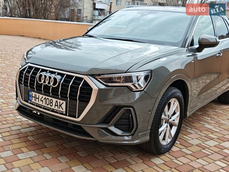 Позашляховик / Кросовер Audi Q3 2025 в Одесі фото 4 Позашляховик / Кросовер Audi Q3 2025 в Одесі