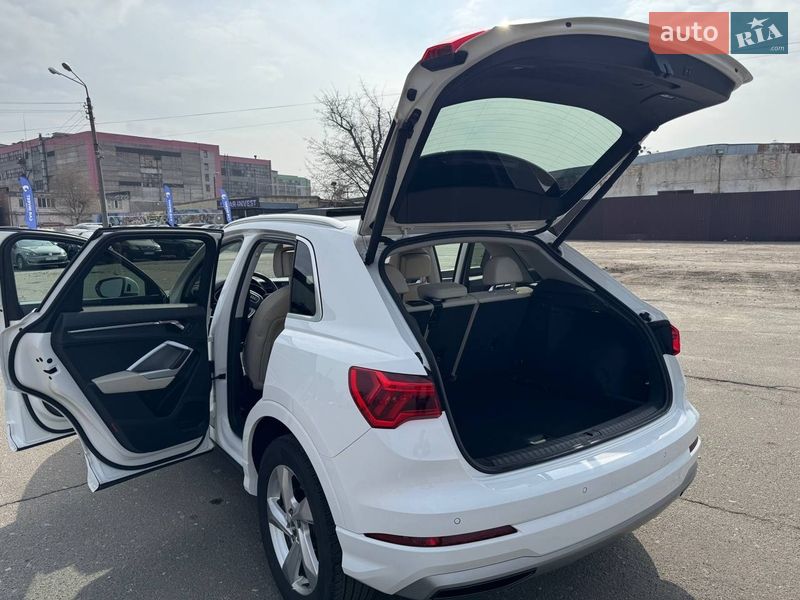 Внедорожник / Кроссовер Audi Q3 2019 в Киеве фото 14 Внедорожник / Кроссовер Audi Q3 2019 в Киеве