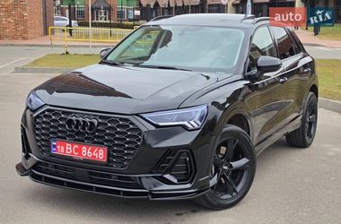 Внедорожник / Кроссовер Audi Q3 2021 в Киеве