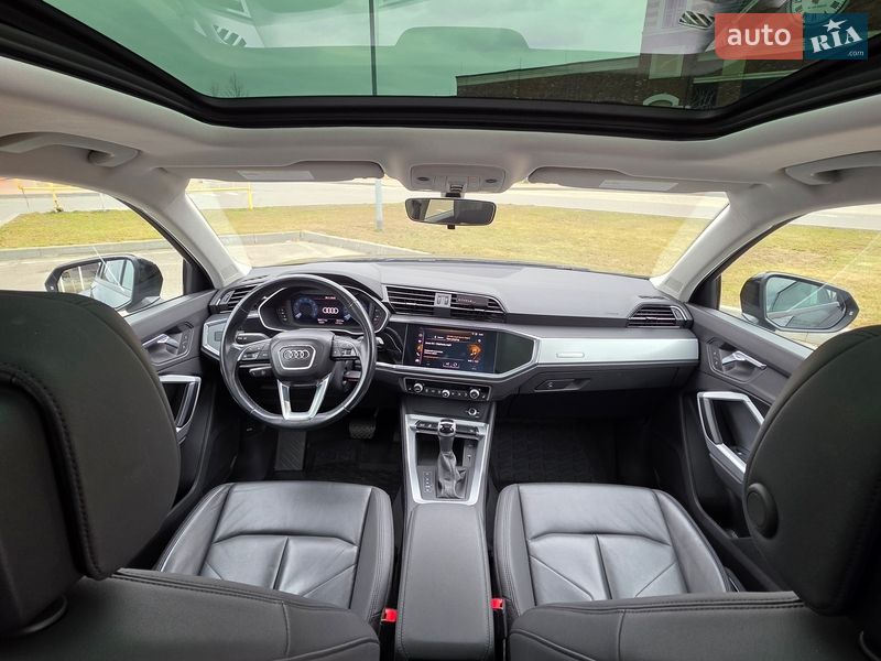 Позашляховик / Кросовер Audi Q3 2021 в Києві