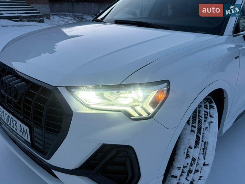 Внедорожник / Кроссовер Audi Q3 2022 в Каменец-Подольском