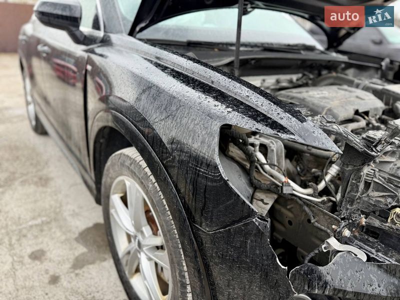 Внедорожник / Кроссовер Audi Q3 2019 в Киеве