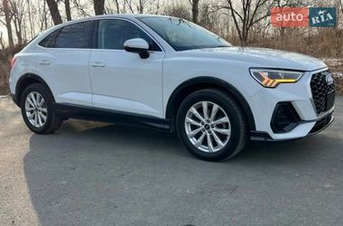 Позашляховик / Кросовер Audi Q3 2020 в Києві