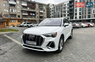 Позашляховик / Кросовер Audi Q3 2019 в Дубовому