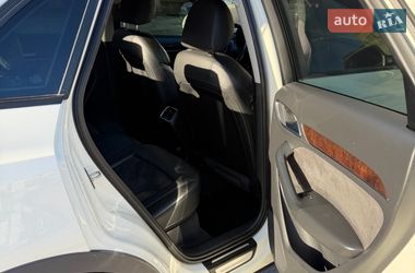 Позашляховик / Кросовер Audi Q3 2013 в Черкасах