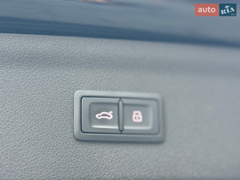 Внедорожник / Кроссовер Audi Q3 2016 в Черновцах