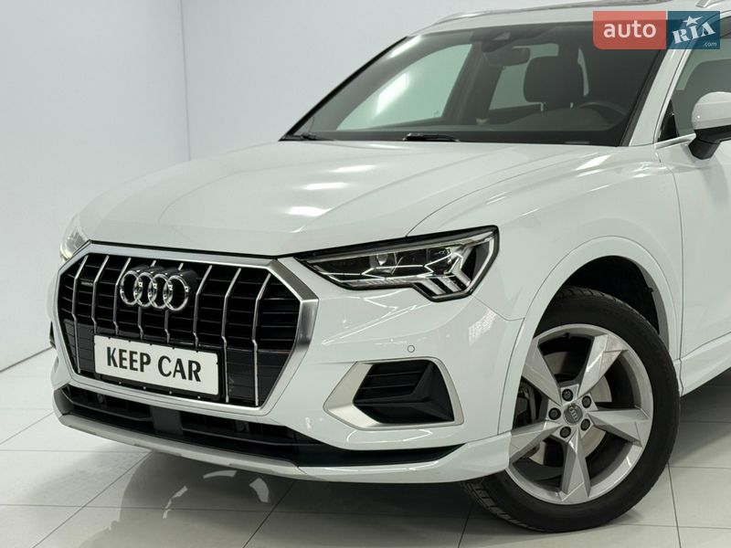 Позашляховик / Кросовер Audi Q3 2021 в Одесі