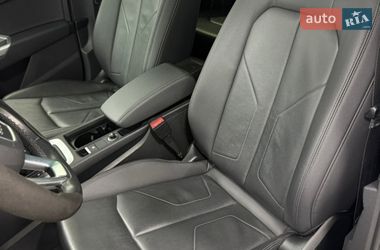 Позашляховик / Кросовер Audi Q3 2021 в Одесі