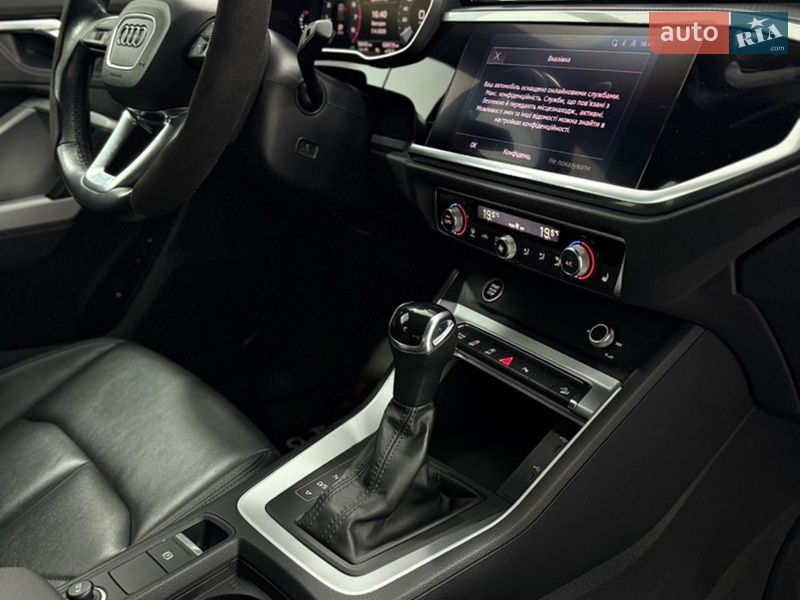 Позашляховик / Кросовер Audi Q3 2021 в Одесі