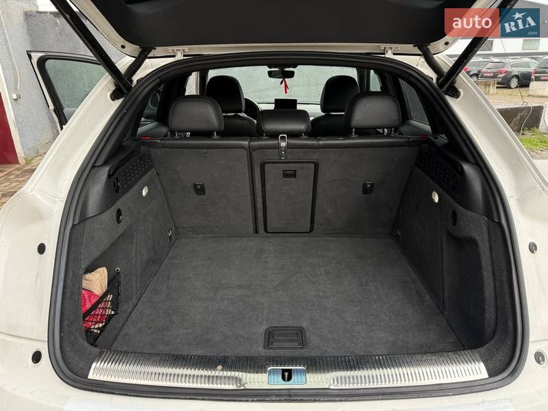 Позашляховик / Кросовер Audi Q3 2016 в Стрию