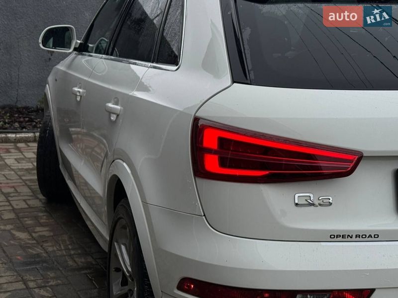 Позашляховик / Кросовер Audi Q3 2016 в Стрию