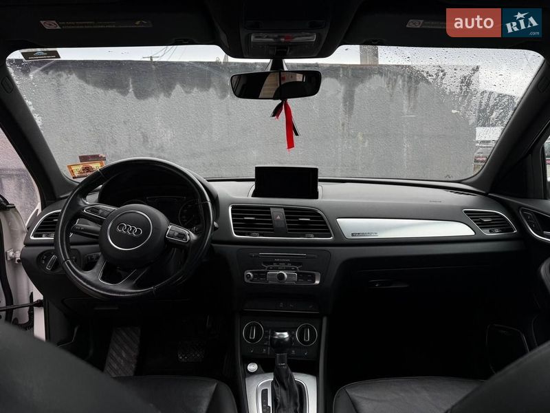 Позашляховик / Кросовер Audi Q3 2016 в Стрию