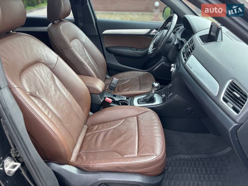 Позашляховик / Кросовер Audi Q3 2016 в Івано-Франківську