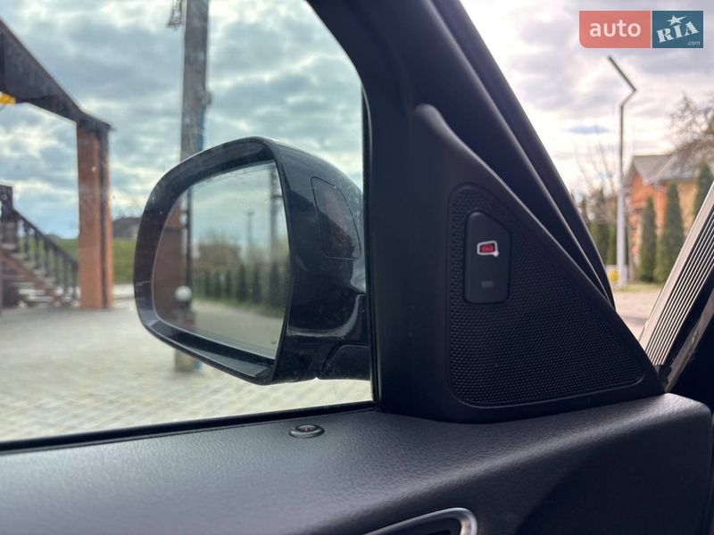 Позашляховик / Кросовер Audi Q3 2016 в Івано-Франківську