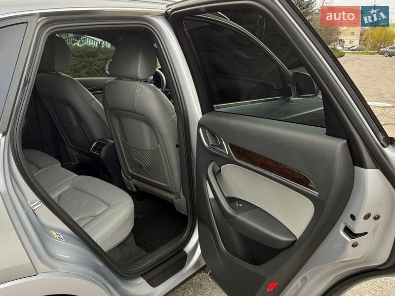 Позашляховик / Кросовер Audi Q3 2016 в Полтаві фото 18 Позашляховик / Кросовер Audi Q3 2016 в Полтаві