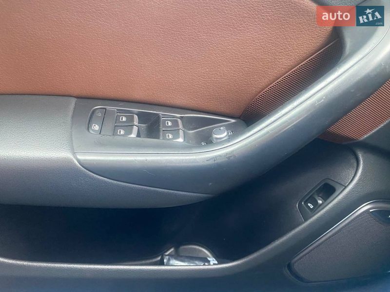 Позашляховик / Кросовер Audi Q3 2016 в Рівному фото 12 Позашляховик / Кросовер Audi Q3 2016 в Рівному