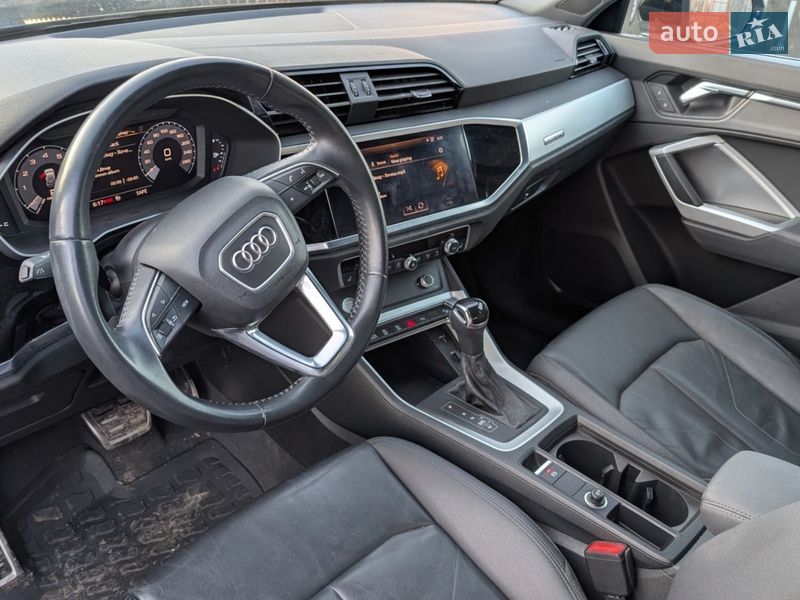 Позашляховик / Кросовер Audi Q3 2019 в Шепетівці