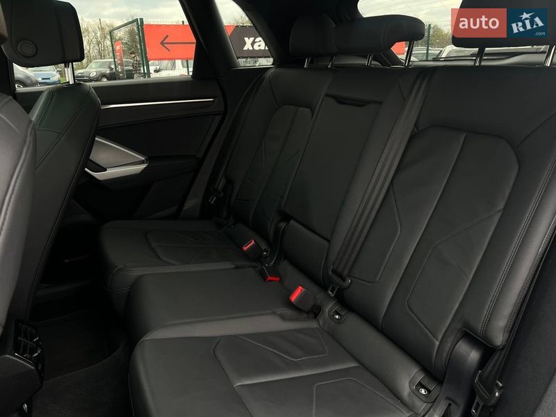 Позашляховик / Кросовер Audi Q3 2023 в Одесі