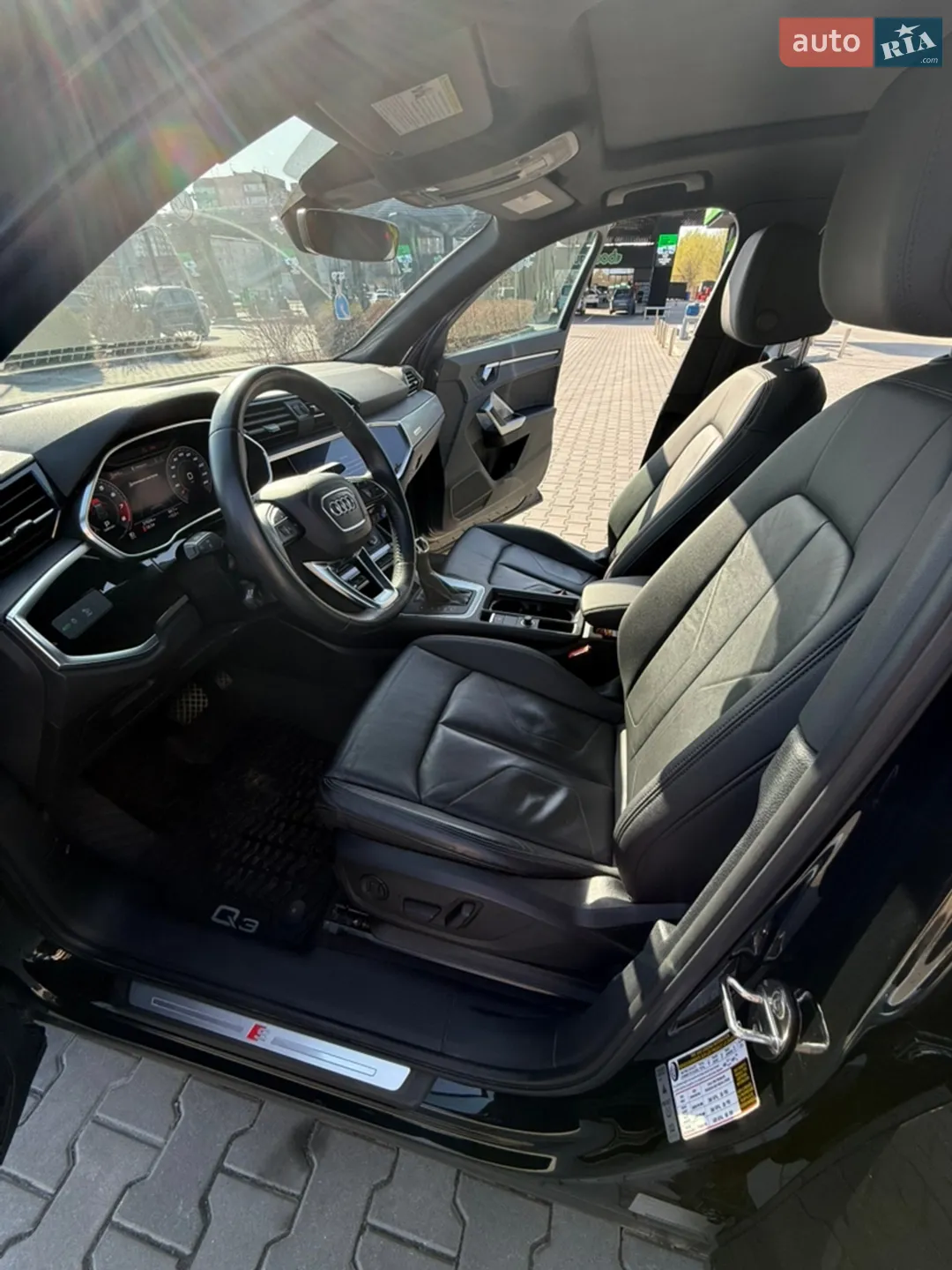 2019 Audi Q3 - мініатюра 14