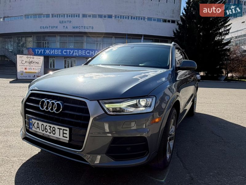 Позашляховик / Кросовер Audi Q3 2015 в Києві