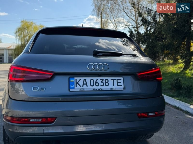 Позашляховик / Кросовер Audi Q3 2015 в Києві