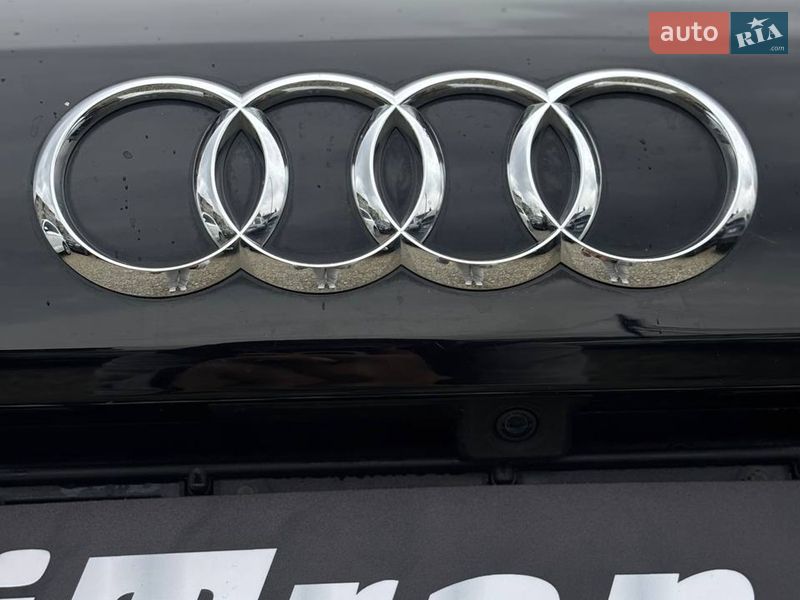 Позашляховик / Кросовер Audi Q3 2017 в Стрию