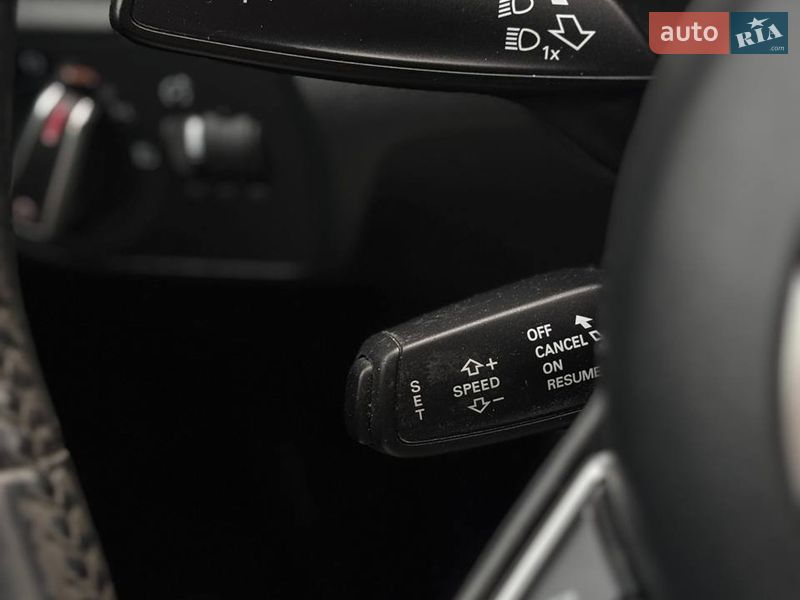 Позашляховик / Кросовер Audi Q3 2017 в Стрию