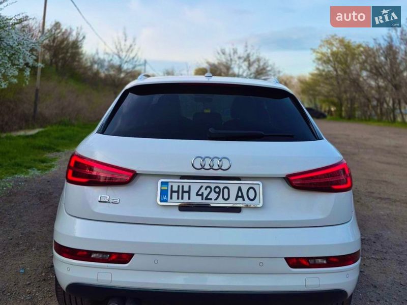 Позашляховик / Кросовер Audi Q3 2018 в Одесі