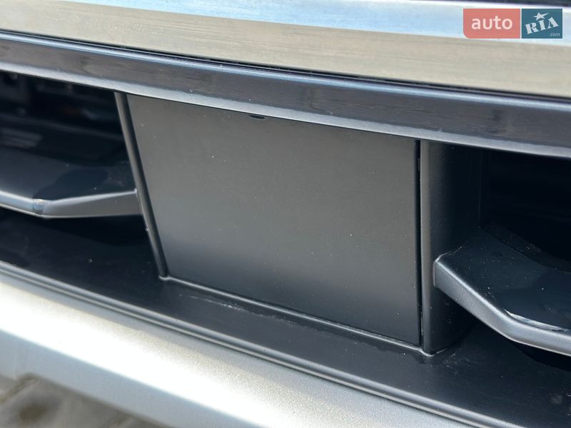 Внедорожник / Кроссовер Audi Q3 2019 в Черновцах