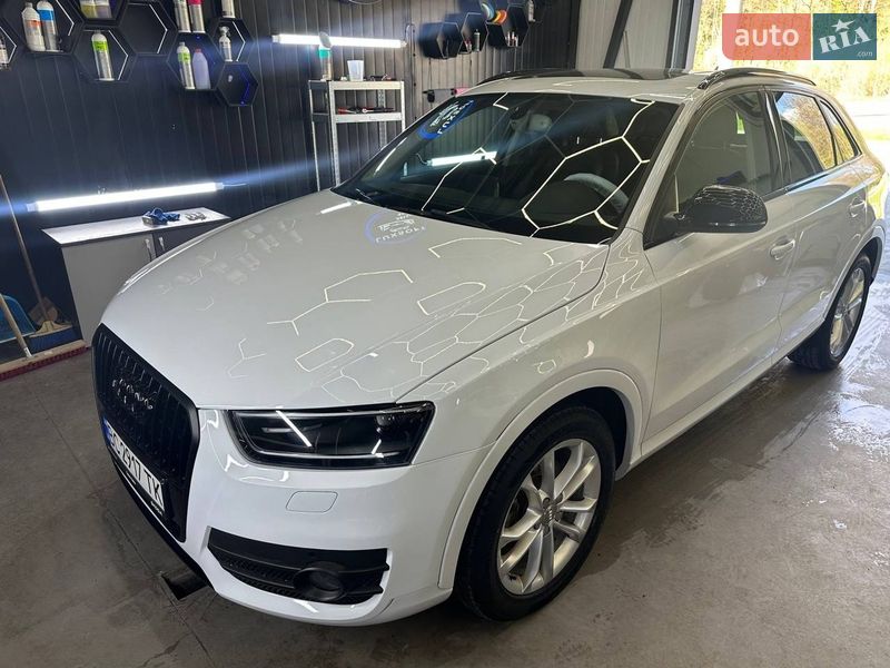 Внедорожник / Кроссовер Audi Q3 2014 в Львове