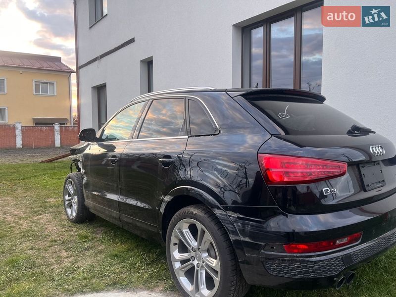 Позашляховик / Кросовер Audi Q3 2016 в Львові