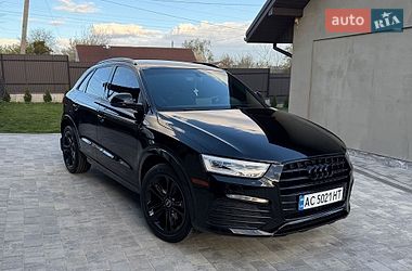 Позашляховик / Кросовер Audi Q3 2015 в Нововолинську