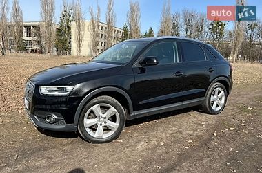 Внедорожник / Кроссовер Audi Q3 2012 в Харькове